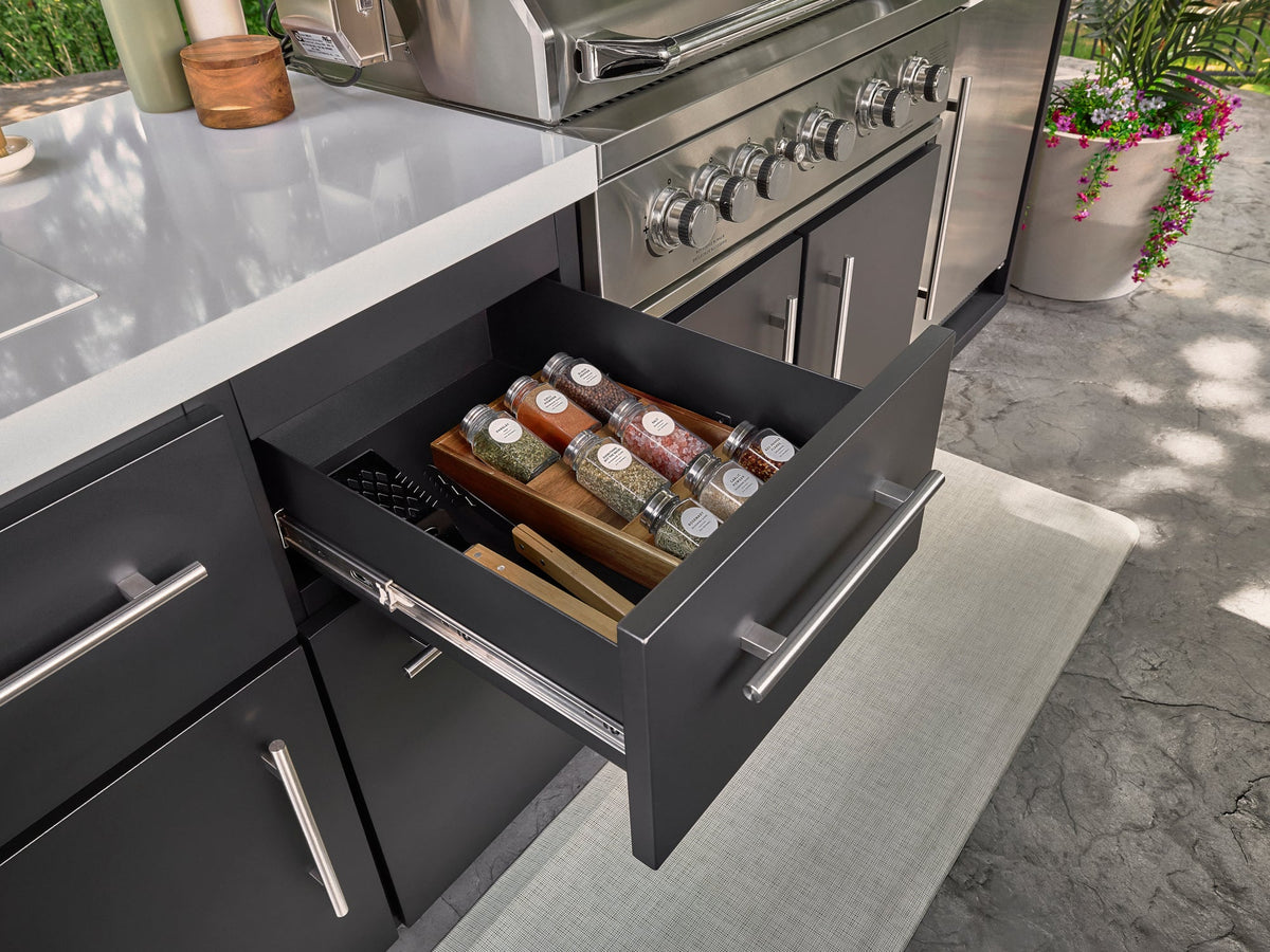 Lancaster | Galley Outdoor Kitchen with Built-In Grill & Griddle
