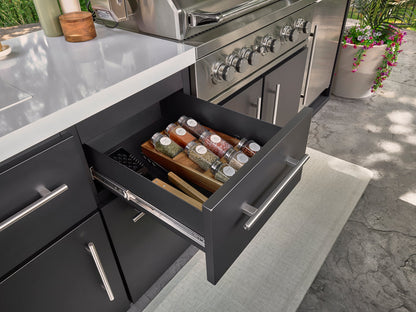 Lancaster | Galley Outdoor Kitchen with Built-In Grill & Pizza Oven